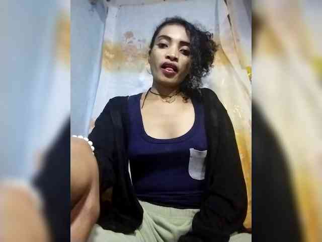 Shanya12 webcam