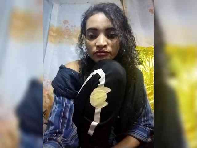 Shanya12 webcam