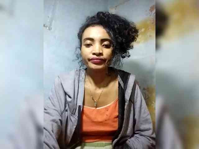 Shanya12 webcam