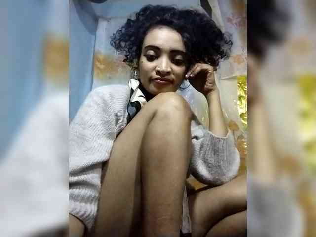 Shanya12 webcam
