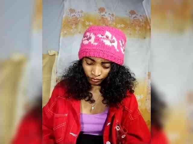 Shanya12 webcam