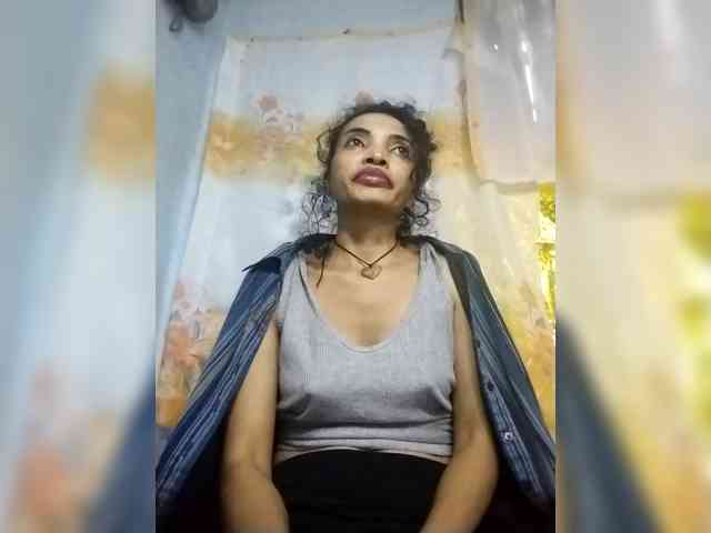 Shanya12 webcam