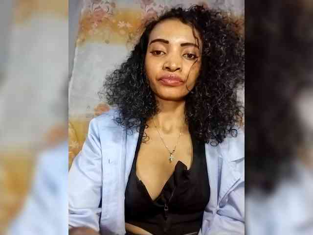 Shanya12 webcam