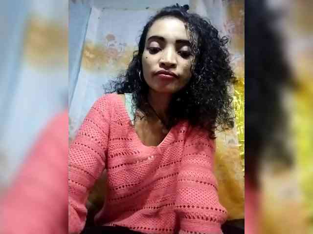 Shanya12 webcam