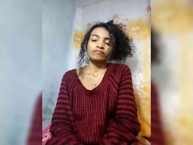 Shanya12 webcam