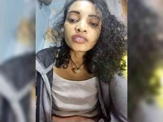 Shanya12 webcam