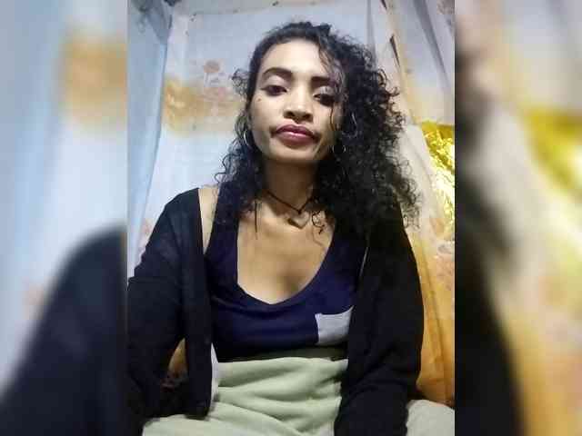 Shanya12 webcam
