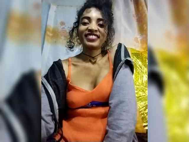 Shanya12 webcam