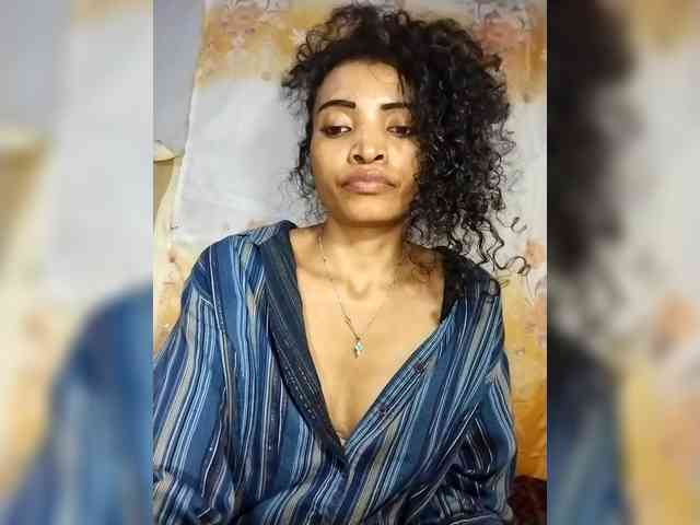 Shanya12 webcam