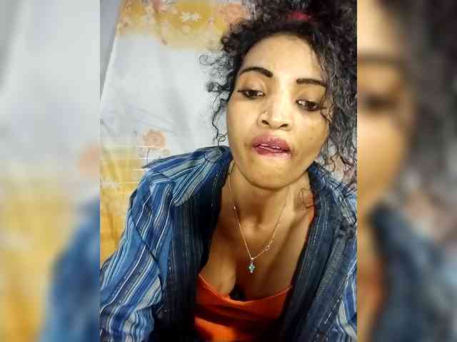 Shanya12 webcam