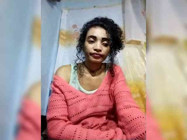 Shanya12 webcam