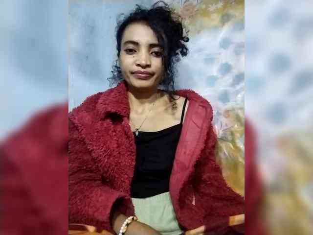 Shanya12 webcam