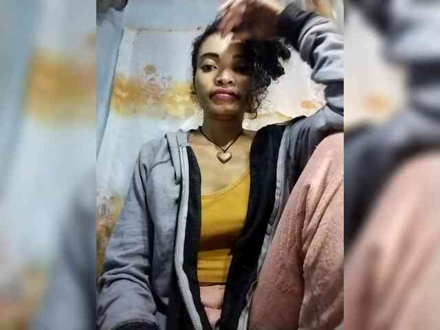 Shanya12 webcam