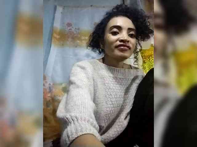 Shanya12 webcam