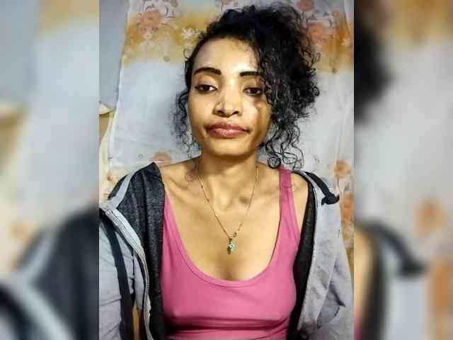 Shanya12 webcam
