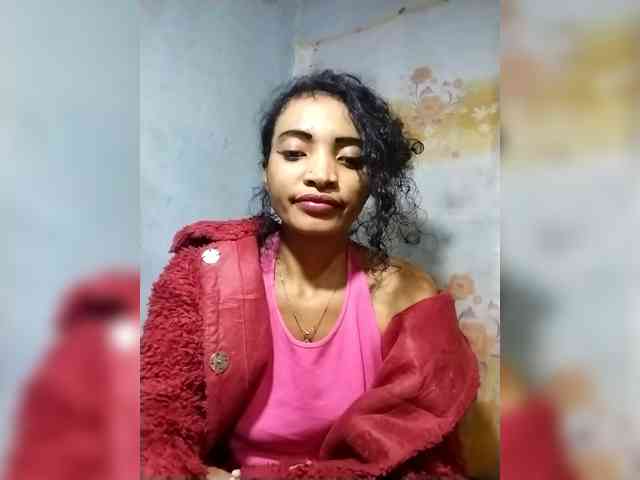 Shanya12 webcam