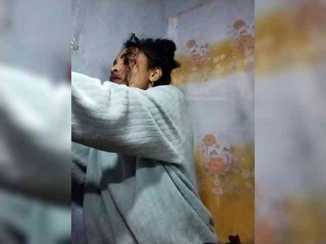 Shanya12 webcam