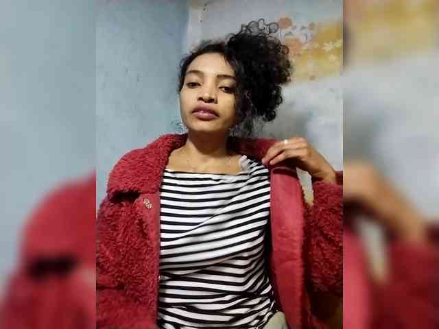 Shanya12 webcam