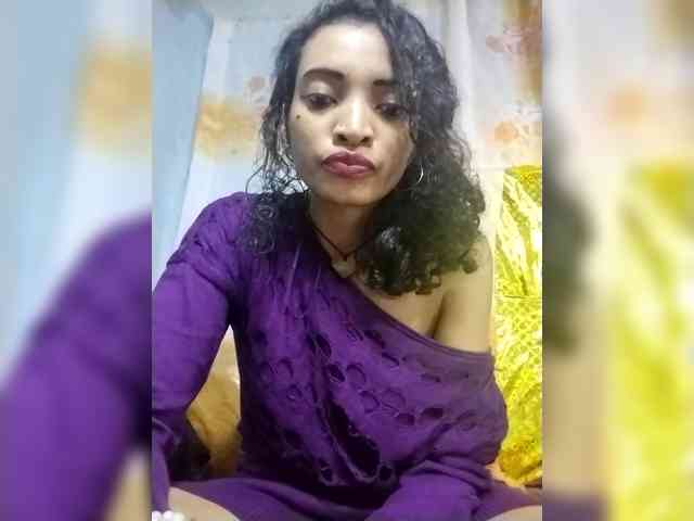 Shanya12 webcam