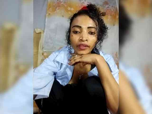 Shanya12 webcam