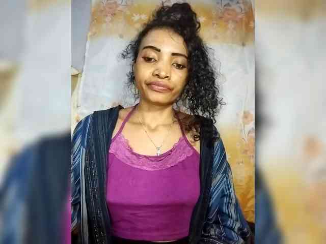Shanya12 webcam