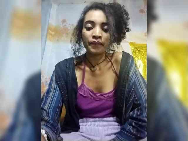 Shanya12 webcam