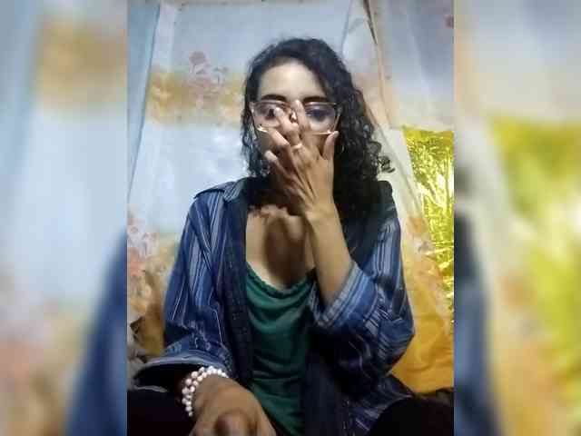 Shanya12 webcam