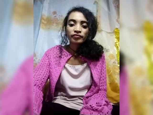 Shanya12 webcam