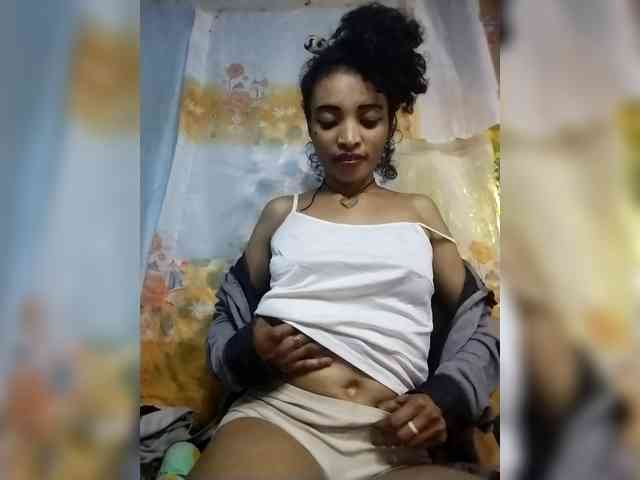 Shanya12 webcam
