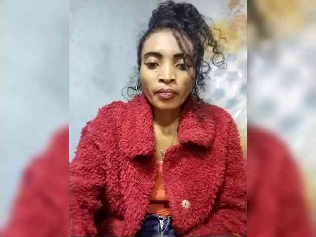 Shanya12 webcam