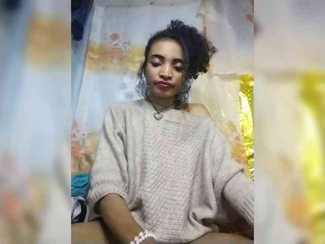 Shanya12 webcam
