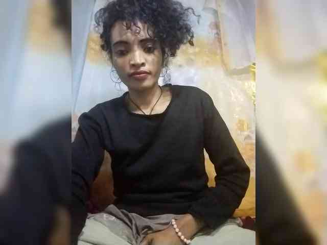 Shanya12 webcam