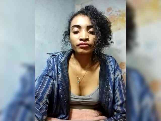 Shanya12 webcam
