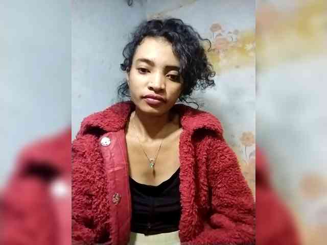 Shanya12 webcam