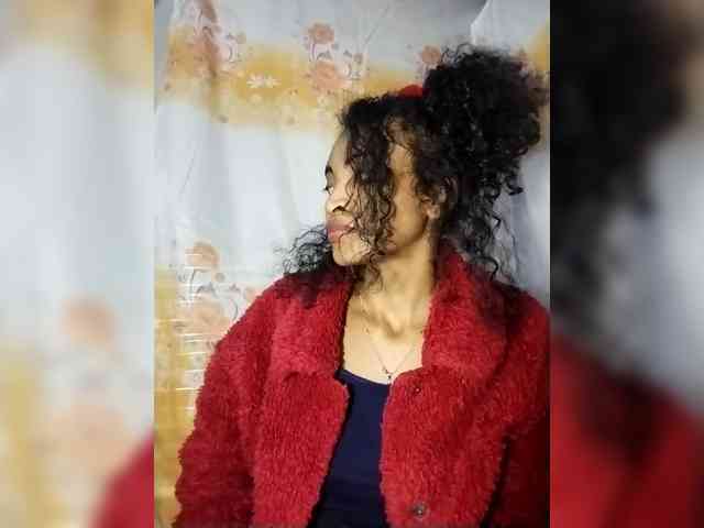 Shanya12 webcam