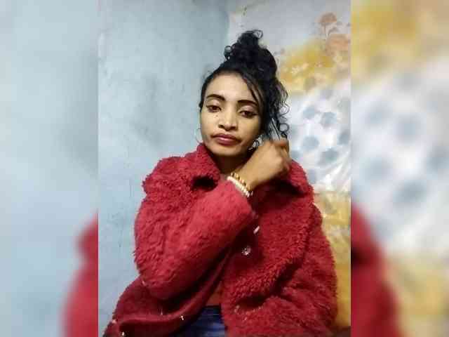Shanya12 webcam
