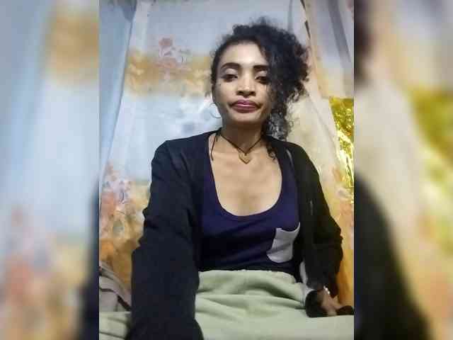Shanya12 webcam