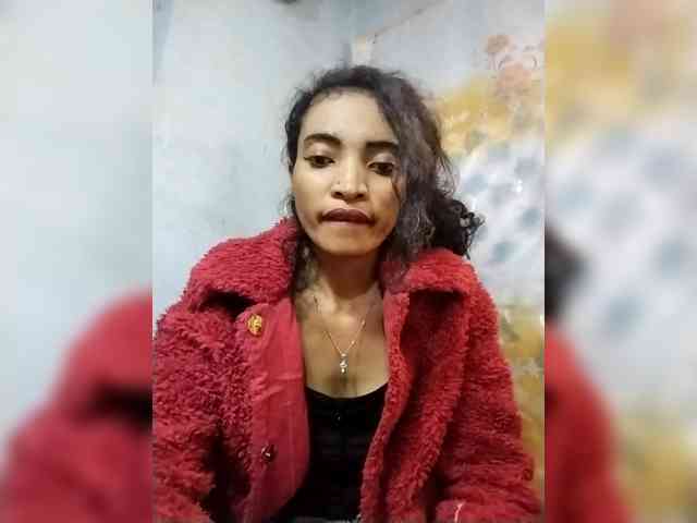 Shanya12 webcam