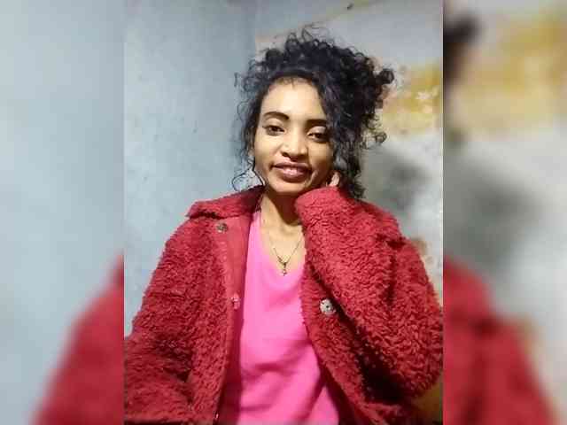 Shanya12 webcam