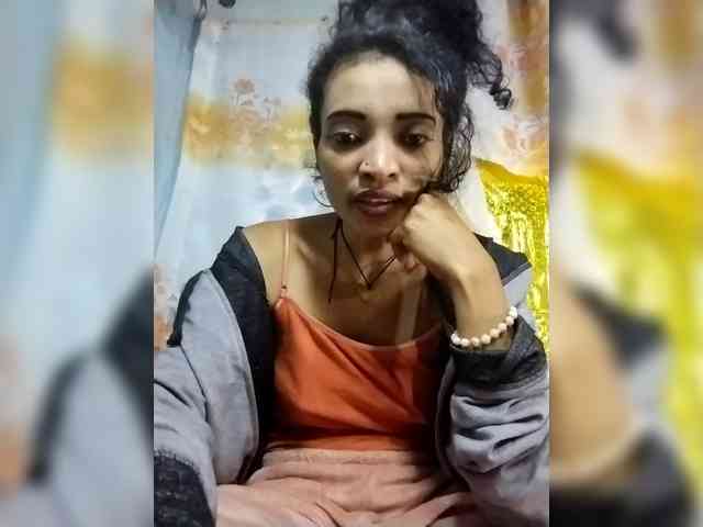 Shanya12 webcam