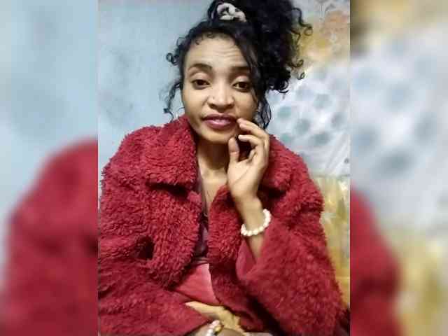 Shanya12 webcam