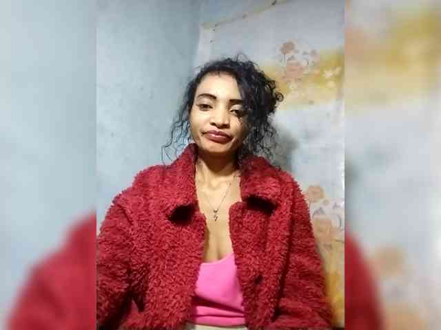 Shanya12 webcam