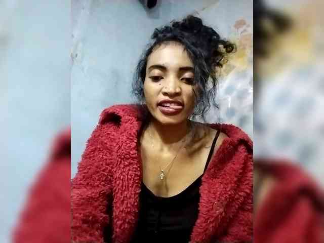 Shanya12 webcam
