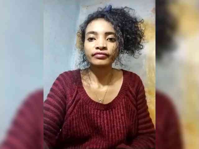 Shanya12 webcam