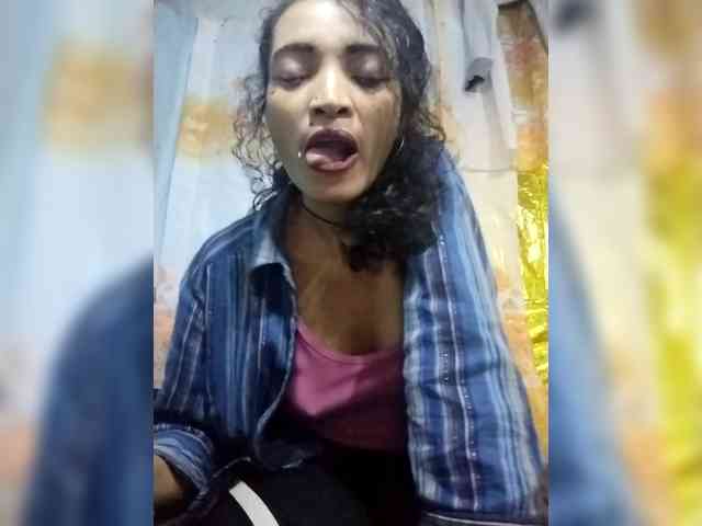 Shanya12 webcam