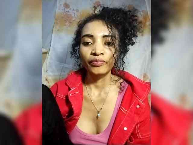 Shanya12 webcam