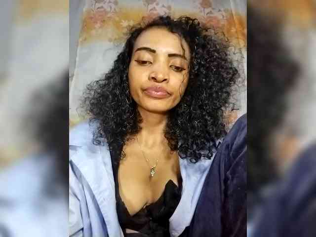 Modèle: Shanya12