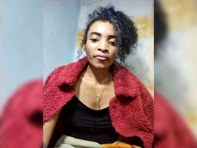 Shanya12 webcam