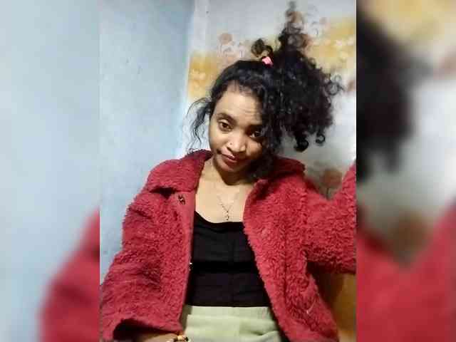 Shanya12 webcam