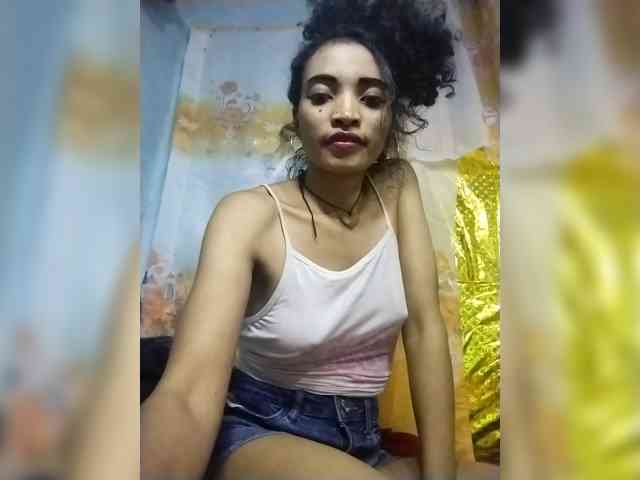 Shanya12 webcam
